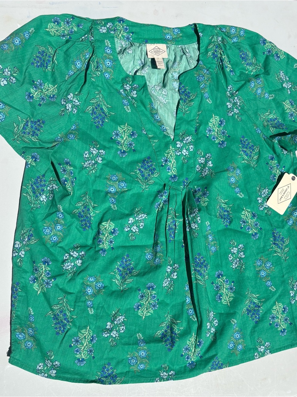 St. John's Bay Green Floral Split V-Neck Blouse large